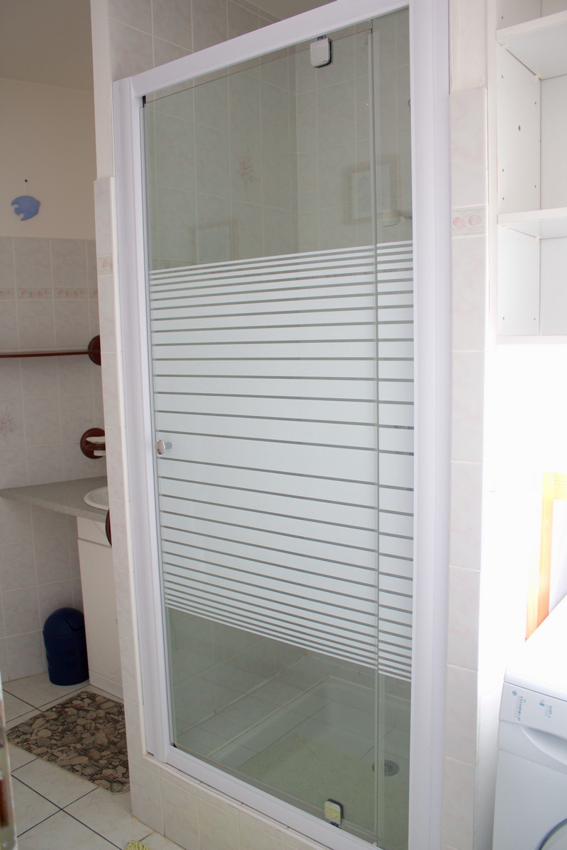 LaFlotte-sdb-douche.jpg