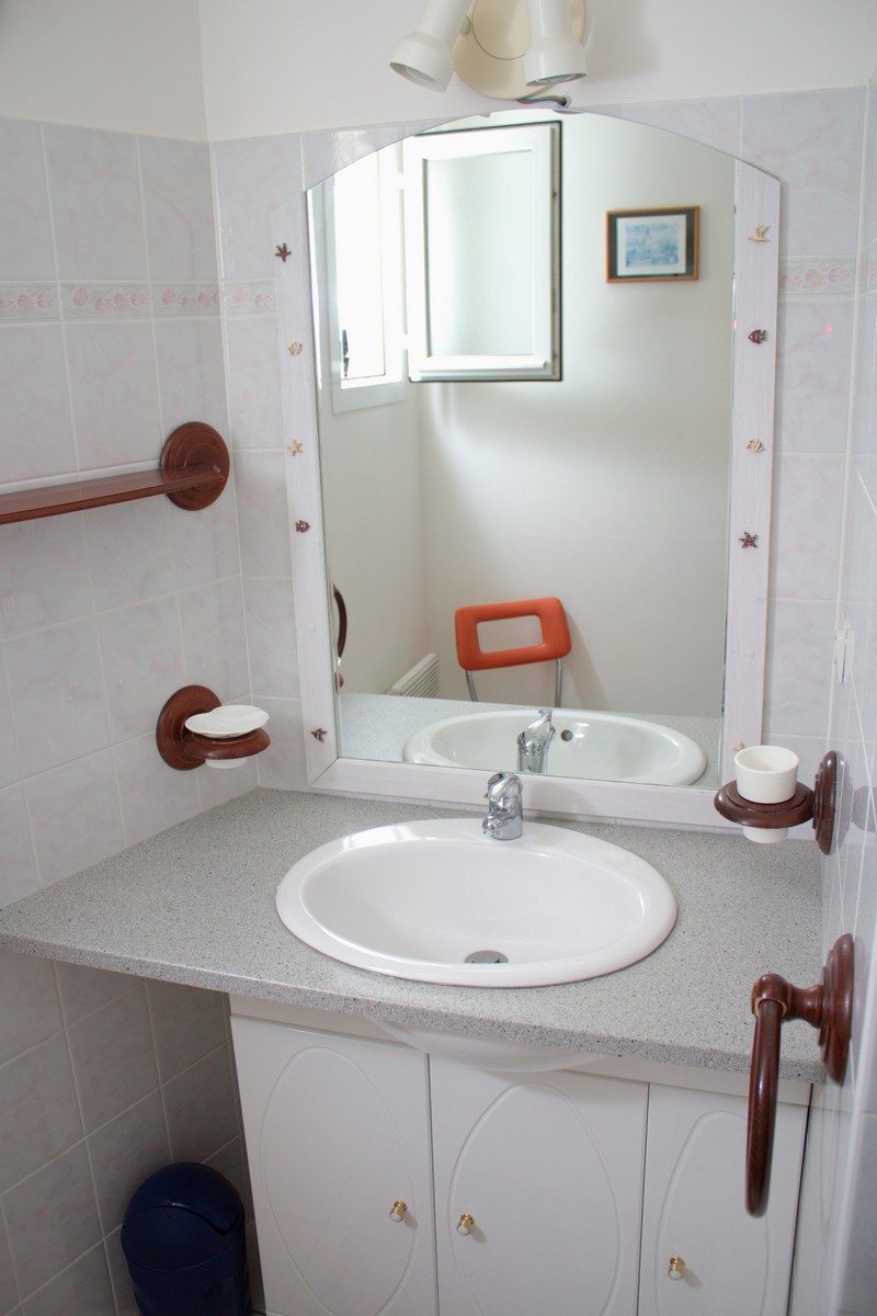 LaFlotte-sdb-lavabo.jpg